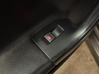 Volkswagen Golf Plus 2.0 TDI SE DSG Euro 5 5dr