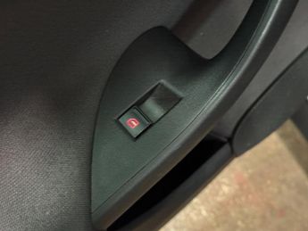 SEAT Altea 1.6 TDI CR I TECH DSG Euro 5 5dr