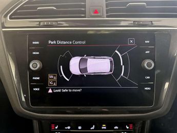Volkswagen Tiguan 1.5 TSI R-Line SUV 5dr Petrol DSG Euro 6 (s/s) (150 ps)