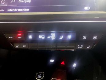 Audi Q4 e-tron 40 S line Sportback 5dr Electric Auto 82kWh (204 ps)