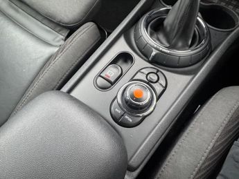 MINI Clubman 1.5 Cooper Auto Euro 6 (s/s) 6dr