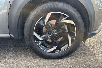 Nissan Juke 1.6 Hybrid N-Connecta 5dr Auto