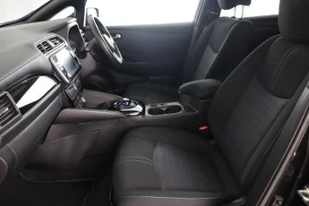 Nissan Leaf 39kWh N-Connecta Auto 5dr