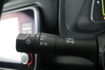 Nissan Leaf 39kWh N-Connecta Auto 5dr