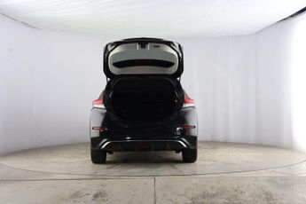 Nissan Leaf 39kWh N-Connecta Auto 5dr