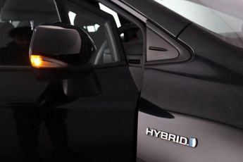 Toyota Corolla 1.8 VVT-h Icon Tech CVT Euro 6 (s/s) 5dr