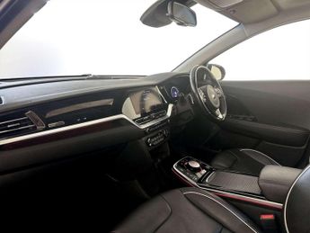 Kia Niro 64kWh 4+ SUV 5dr Electric Auto (201 bhp)