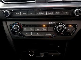 Kia Niro 64kWh 4+ SUV 5dr Electric Auto (201 bhp)