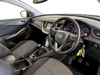 Vauxhall Grandland X 1.2 Turbo SE SUV 5dr Petrol Manual Euro 6 (s/s) (130 ps)