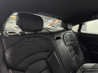 Porsche Taycan Performance Plus 93.4kWh 4S Auto 4WD 4dr