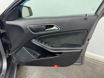 Mercedes-Benz GLA 2.1 GLA200d AMG Line (Executive) 7G-DCT Euro 6 (s/s) 5dr