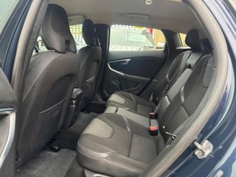 Volvo V40 1.6 D2 SE Euro 5 (s/s) 5dr