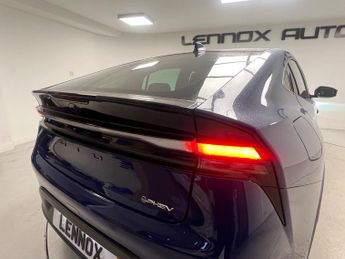 Toyota Prius 2.0 13.6kWh Design CVT Euro 6 (s/s) 5dr