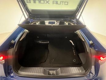 Toyota Prius 2.0 13.6kWh Design CVT Euro 6 (s/s) 5dr