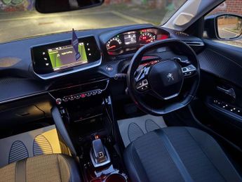 Peugeot 208 1.2 PureTech Allure EAT Euro 6 (s/s) 5dr