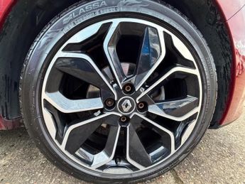 Renault Clio 1.5 dCi Dynamique S Nav Hatchback 5dr Diesel EDC Euro 6 (s/s) (9