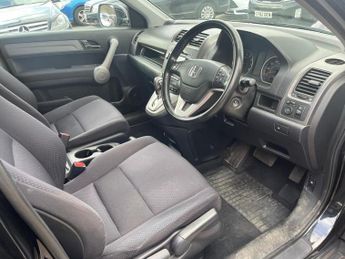 Honda CR-V 2.0 i-VTEC ES 5dr