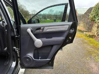 Honda CR-V 2.0 i-VTEC ES 5dr