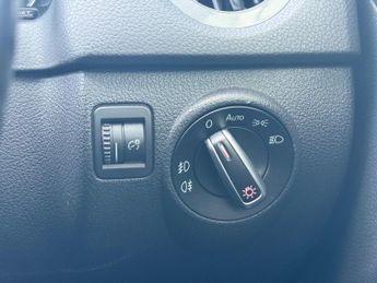 Volkswagen Tiguan 2.0 TDI BlueMotion Tech SE DSG 4WD Euro 5 (s/s) 5dr