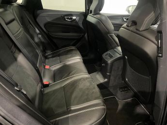 Volvo XC60 2.0h T8 Twin Engine 10.4kWh R-Design Auto AWD Euro 6 (s/s) 5dr