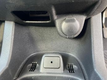 Vauxhall Corsa 1.4 16V SE Euro 5 5dr