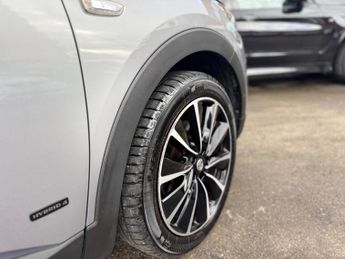 Vauxhall Grandland X 1.6 13.2kWh Business Edition Nav Premium Auto 4WD Euro 6 (s/s) 5