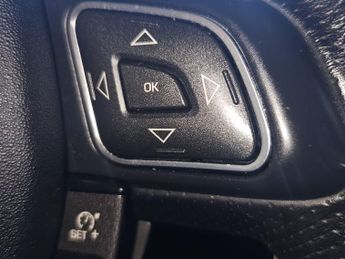 Land Rover Range Rover Evoque 2.2 SD4 Dynamic Auto 4WD Euro 5 (s/s) 5dr