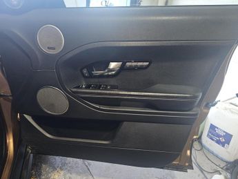 Land Rover Range Rover Evoque 2.2 SD4 Dynamic Auto 4WD Euro 5 (s/s) 5dr