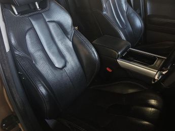 Land Rover Range Rover Evoque 2.2 SD4 Dynamic Auto 4WD Euro 5 (s/s) 5dr