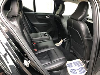 Volvo XC40 1.5h T4 Recharge 10.7kWh Inscription Auto Euro 6 (s/s) 5dr