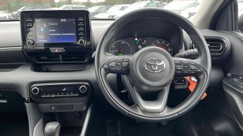 Toyota Yaris 1.5 VVT-h Icon E-CVT Euro 6 (s/s) 5dr