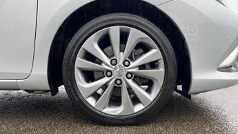 Toyota Auris 1.8 VVT-h Excel CVT Euro 6 (s/s) 5dr (Safety Sense)
