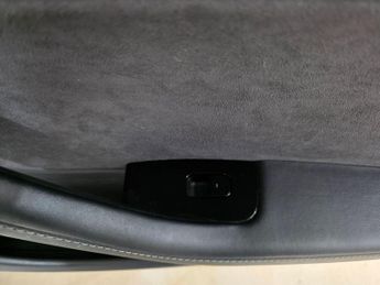 Tesla Model 3 (Dual Motor) Performance Auto 4WDE 4dr (Performance Upgrade)