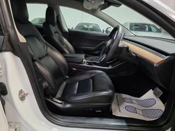 Tesla Model 3 (Dual Motor) Performance Auto 4WDE 4dr (Performance Upgrade)