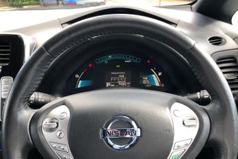 Nissan LEAF 80kW Tekna 30kWh 5dr Auto