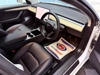Tesla Model 3 Standard Range Plus Auto RWD 4dr