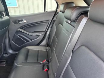 Mercedes-Benz GLA 2.1 GLA220d Sport (Executive) 7G-DCT 4MATIC Euro 6 (s/s) 5dr