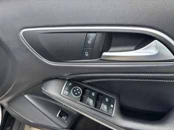 Mercedes-Benz GLA 2.1 GLA220d Sport (Executive) 7G-DCT 4MATIC Euro 6 (s/s) 5dr