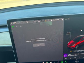 Tesla Model Y (Dual Motor) Long Range Auto 4WDE 5dr