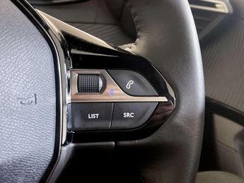 Peugeot 2008 1.2 PureTech Allure SUV 5dr Petrol Manual Euro 6 (s/s) (130 ps)