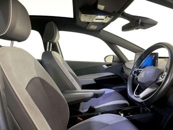 Volkswagen ID.3 Pro Performance 58kWh Family Hatchback 5dr Electric Auto (204 ps
