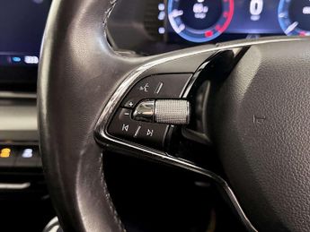 Skoda Octavia 2.0 TDI SE Technology Estate 5dr Diesel Manual Euro 6 (s/s) (116