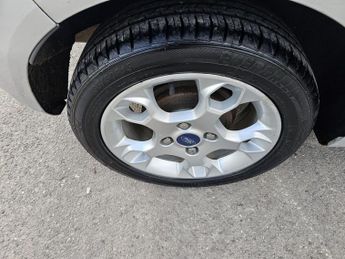 Ford Fiesta 1.25 Zetec 5dr