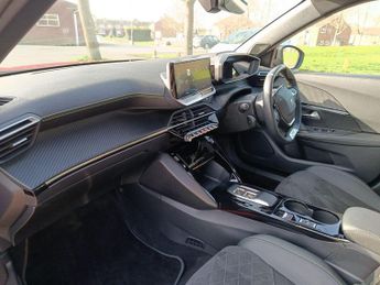 Peugeot E-2008 50kWh GT Premium SUV 5dr Electric Auto (7kW Charger) (136 ps)