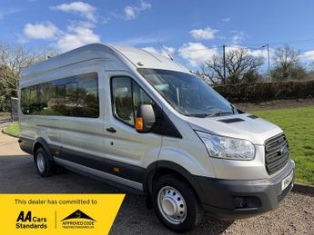 Ford Transit 2.2 TDCi 460 HDT L4 H3 4dr (18 seats)