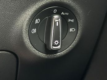 Skoda Karoq 1.6 TDI SE L DSG Euro 6 (s/s) 5dr