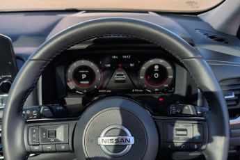 Nissan Qashqai 1.3 DiG-T MH 158 Premiere Edition 5dr Xtronic