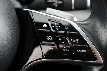 Mercedes-Benz E Class 2.0 E220dh MHEV AMG Line Night Edition (Premium Plus) G-Tronic+ 