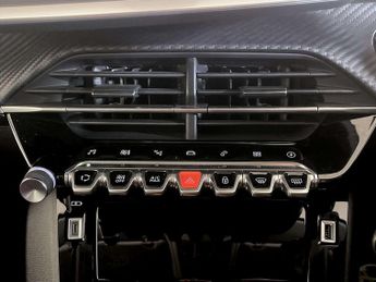 Peugeot E-208 50kWh Allure Premium + Hatchback 5dr Electric Auto (7kW Charger)