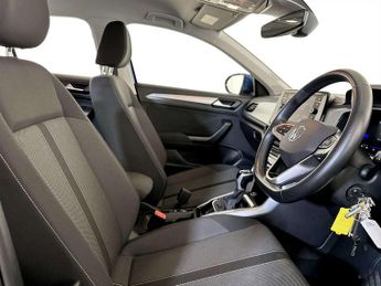 Volkswagen T-Roc 1.5 TSI Life SUV 5dr Petrol DSG Euro 6 (s/s) (150 ps)